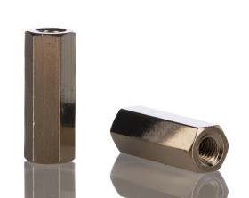 Kołek dystansowy gwintowany gwint M4 długość 20mm Mosiądz Żeński/żeński Sześciokątny Essentra