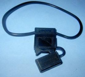 GN.BEZP.UNIVAL Z KABLEM 15A SZCZELNE