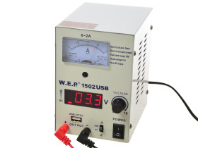Zasilacz laboratoryjny WEP 1502 USB 15V 2A z wyjściem USB DC5V