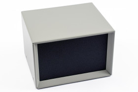 Obudowa Aluminium, stal wysokość zew: 102 mm szerokość zew: 127 mm długość zew: 152 mm 152 x 127 x 102mm