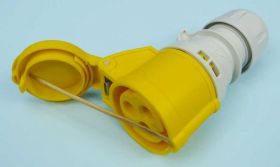 GN.SIŁOWE PRZENOŚNE 16A/115V 3-PIN IP44