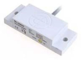 Czujnik pojemnościowy PNP 10 mm w obudowie prostokątnej 200 mA 10 → 30 V DC IP67