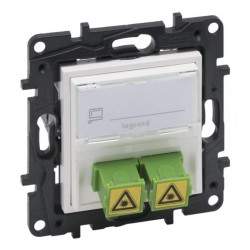 Niloe Step Gniazdo światłowodowe podwójne 2xSC/APC biały 863171