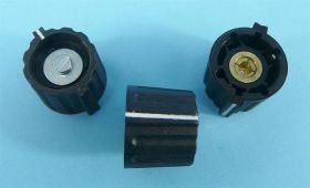 GAŁKA CZARNA 20mm/4mm OŚ