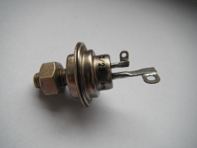 BTP 2/25 tyrystor 2A 25V btp 2-25