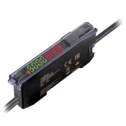 Wzmacniacz światłowodowy Omron PNP Wstępnie okablowany 2 m Przewody