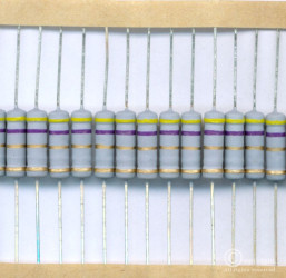 REZYSTOR 3W 4,7 ohm (50 SZTUK)