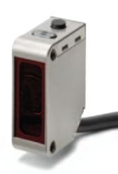 E3ZM-B81 2M Czujnik refleksyjny do obiektów przeźroczystych, butelek PET, PNP NO/NC, obudowa ze stali szlachetnej, IP67,69K ECOL