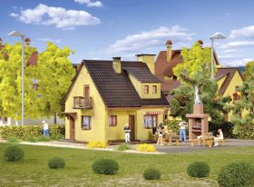 Budynek mieszkalny Zestaw do złożenia Vollmer 49217 H0 1 szt.