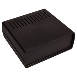 Z1AW Obudowa Czarna 68x172x176 Wentylowana PS