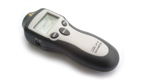 Miernik Obrotów Tachometr Cyfrowy Laserowy Bezdotykowy At-6