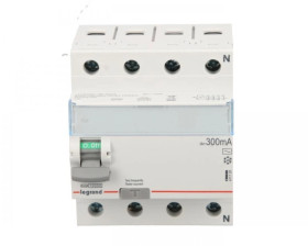 Wyłącznik różnicowoprądowy 4P 63A 0,3A typ AC P304 TX3 411729