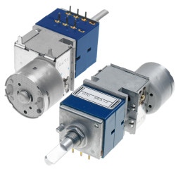Potencjometr obrotowy 2x50k A RK271 z silnikiem oś ścięta "D" Alps