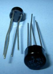 1,5A/600V OKRĄGŁY W06M RB-155 100SZT MO