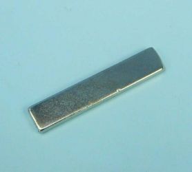 MAGNES PROSTOKĄTNY 30x6x2mm