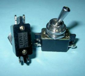 TS-503M 2A PRZEŁĄCZNIK