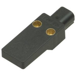 Pepperl+Fuchs Czujnik indukcyjny PNP NBB8-F33X-E2-AMP