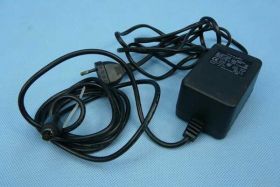 ZS-9V/1,60A BIUR.MINI DIN-6 TRAFO UŻYWAN