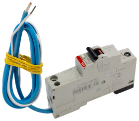 Wyłącznik natężenia szczątkowego z zabezpieczeniem przeciwprzeciążeniowym, Typ B, 1-biegunowy, 10A, 240V ac AC, 30 mA