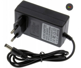 ZI 4,2V 1A WTYK DC 5,2X2,1MM 1S