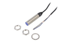 Prdl18-7Dp Czujnik Indukcyjny O Zasięgu 0...5Mm, Pnp / No, 10...30Vdc, M18, Ip67