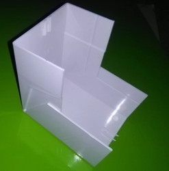 Narożnik zewnętrzny do listwy elektroinstalacyjnej NZ 90x60/40 68312