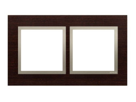 SIMON 54 Ramka 2 podwójna Nature-Drewno ZŁOTE WENGE IP20/IP44* (*IP44-należy zastosować zestaw uszczelek DUN2) DRN2/85 KONTAKT S