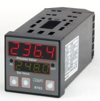 REG-R703 Mikroprocesorowy regulator temperatury do +1800°C (w zależności od rodzaju użytej sondy)