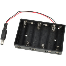 Koszyk na baterie 6 x AA płaski z przewodem i złączem DC 2.1mm