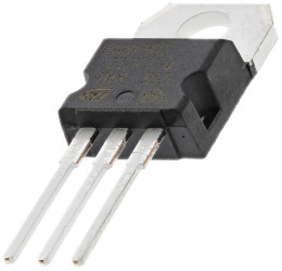 MOSFET N-kanałowy 5.8 A TO-220 900 V Pojedynczy 140 W 2 omy