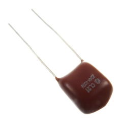 KOND.MKT 220NF/400V 10% R-10 RoHS