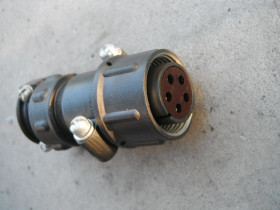 SzR20P5NSz10 wtyczka prosta 5 gniazd złącze wtyk