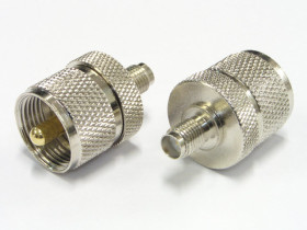 Przejście gniazdo SMA - wtyk UHF