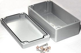 Aluminum die cast enclosure, (L x W x H) 221 x 120 x 81 mm, gray (RAL 7046), IP66, 1590Z150GY