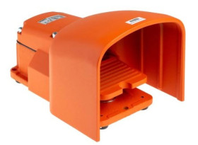 Przełącznik nożny IP65 Konstrukcja o dużej wytrzymałości Chwilowy Żeliwo, DP-CO 20 A 125 V, 250 V