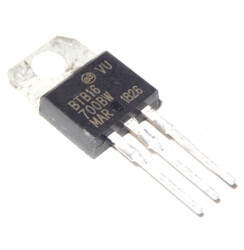 BTB16-700BW ST IC
