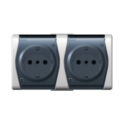 Hermes2 Gniazdo hermetyczne podwójne z/u 16A SCHUKO IP44 z klapką biało-dymne 1025-01