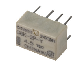 Przekaźnik sygnału, 4.5V dc, 1 A, DPDT, 2-polowy, montaż PCB, Omron HFD4