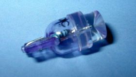 R-10 12V LED ULTRAFIOL.Z COKOŁ.PLAS.