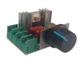 Regulator napięcia 230V/2kW MEZ21