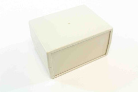 Obudowa urządzeń elektronicznych ABS wysokość zew: 130 mm szerokość zew: 100 mm długość zew: 70 mm 70 x 100 x 130mm