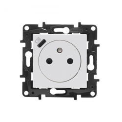 Niloe Step Gniazdo zasilające 2P+Z z USB typu C umieszczonym w plakietce, zaciski automatyczne, z przesłoną biały 863138