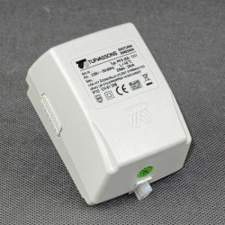 Transformator 1-fazowy wtykowy PFS 20S 230/9V /w obudowie IP33 z zabezpieczeniem/ 16109-0064