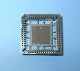 PLCC SMD 52-PIN PODSTAWKA CYNOWANA 3521