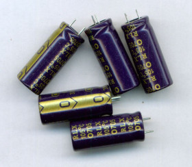 3300uF/6,3V/105C LOW ESR OST (OPAK. 10 SZT.) KONDENSATOR ELEKTROLITYCZNY