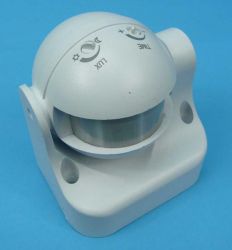 CR-201 BIAŁY CZUJNIK RUCHU 1200W 180ř