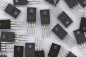 PQ018EF01 018EF01 1,8V 1A TO-220/4 IZOLOWANY STABILIZATOR Z RESTEM