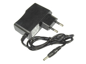 Zasilacz impulsowy +5V 0.7A 1.3/3.4mm