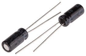 Kondensator 2.2μF 100V dc Radialny, Otwór przelotowy RS PRO roztaw: 2mm 5 (Dia.) x 11mm