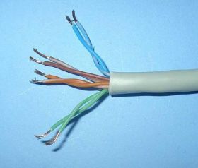 UTP LINKA CCA KAT5!4x2 ICS 218